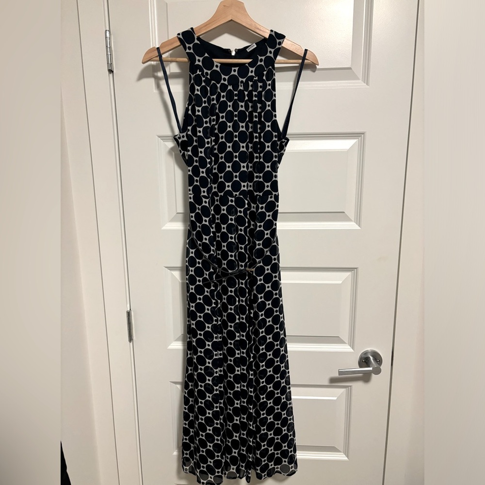 Long flowly Dress
